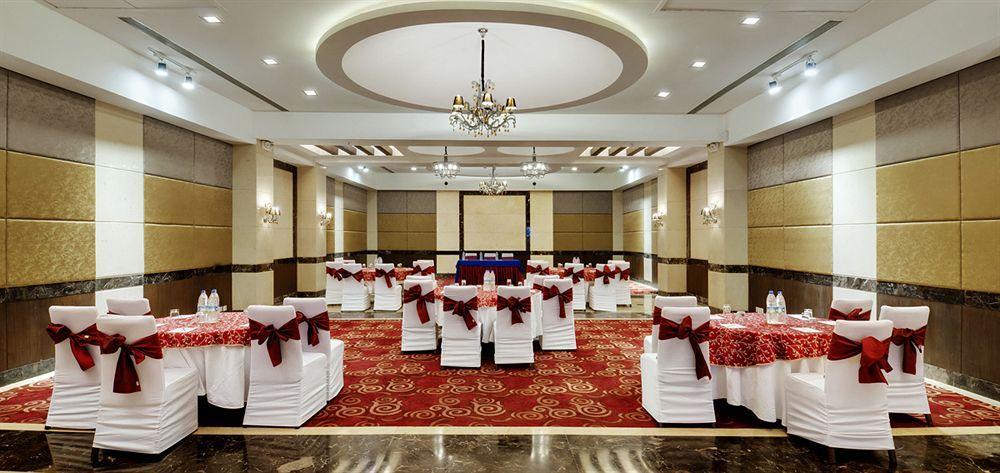 Quality Inn Gurgaon Extérieur photo