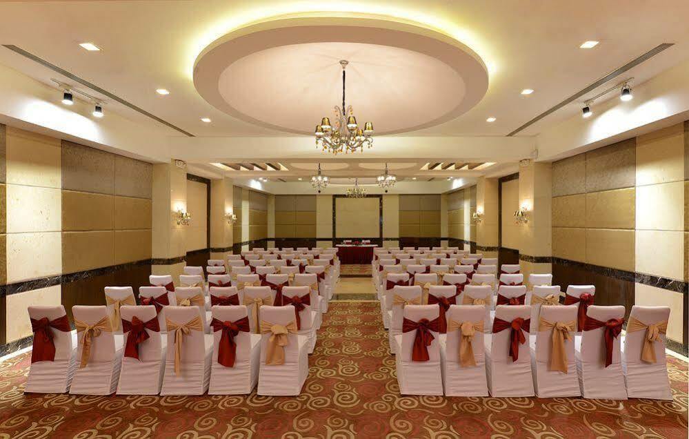 Quality Inn Gurgaon Extérieur photo